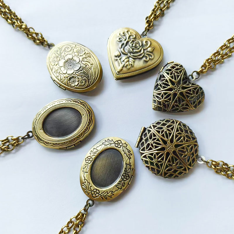 Heart Locket Necklace Photo - 1pc Antique Bronze Heart Round Oval