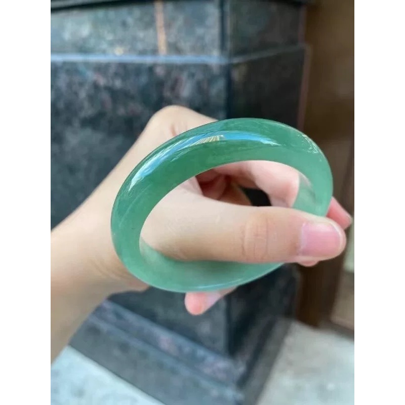 Elegant oil- jadeite  ice-waxy - Bracelets ulasan dan harga